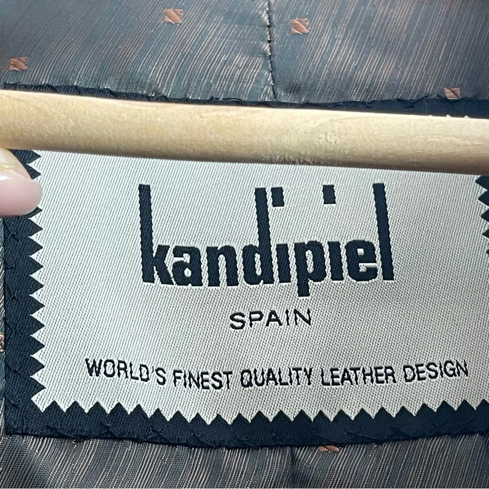 Kandipiel Women’s Classic Dark Brown Leather Button-Front Coat Jacket - Picture 8 of 9